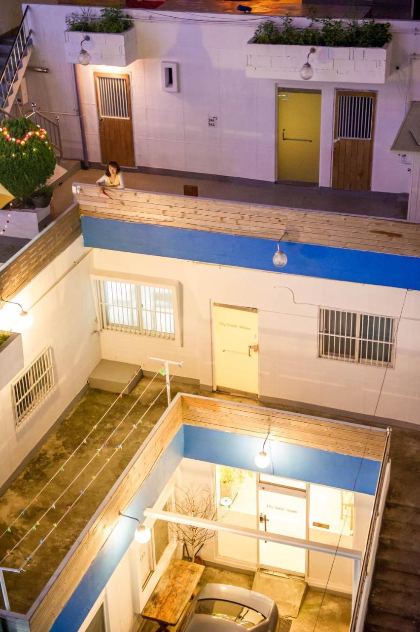 Elly Guesthouse Пусан Екстериор снимка